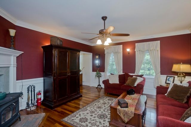 197 Bumstead Rd, Monson, MA 01057
