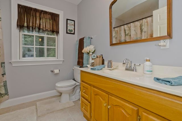 197 Bumstead Rd, Monson, MA 01057