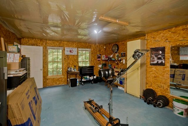 197 Bumstead Rd, Monson, MA 01057