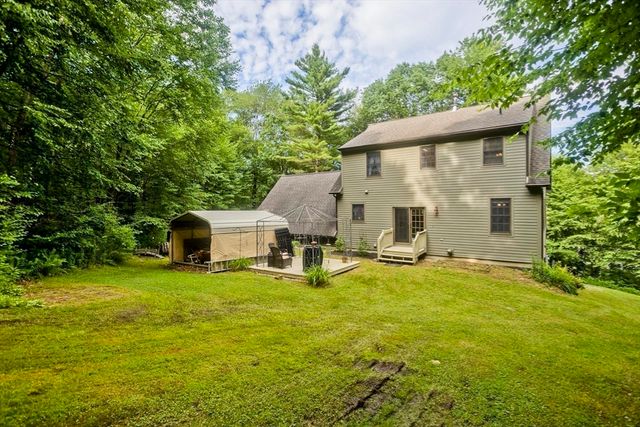 197 Bumstead Rd, Monson, MA 01057