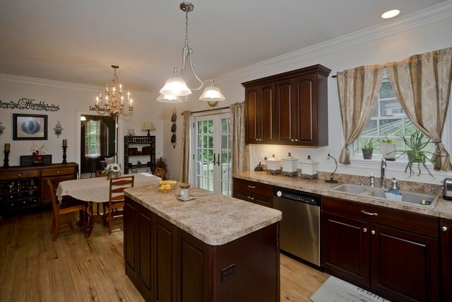 197 Bumstead Rd, Monson, MA 01057