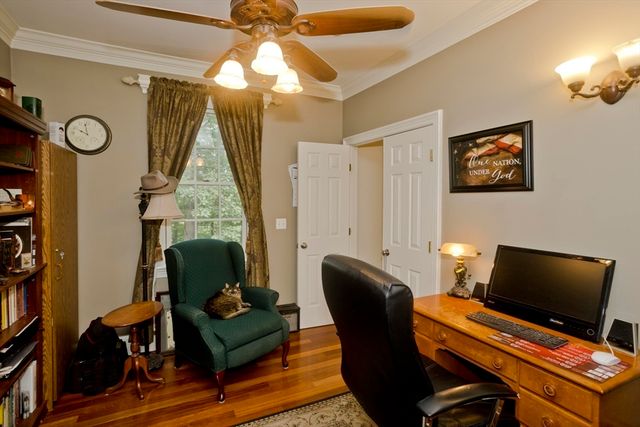 197 Bumstead Rd, Monson, MA 01057