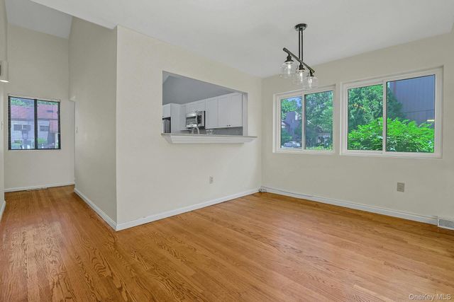 4 Steven Drive 1, Ossining, NY 10562