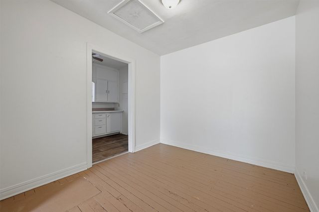 1105 W Hull Street, Denison, TX 75020