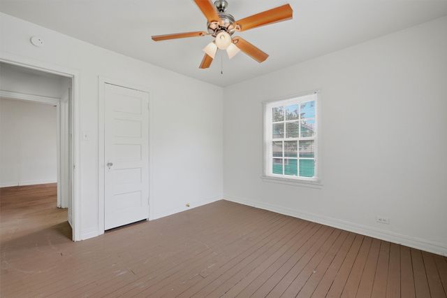 1105 W Hull Street, Denison, TX 75020