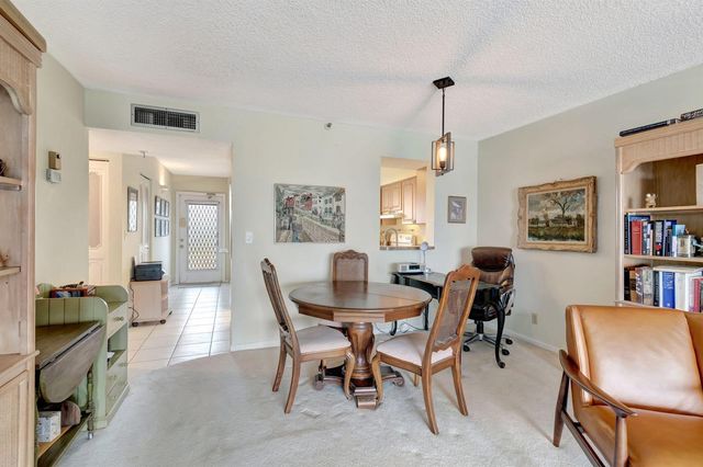 14575 Bonaire Boulevard 402, Delray Beach, FL 33446