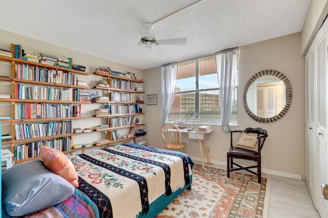 14575 Bonaire Boulevard 402, Delray Beach, FL 33446