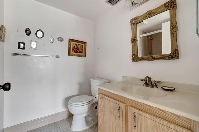 14575 Bonaire Boulevard 402, Delray Beach, FL 33446