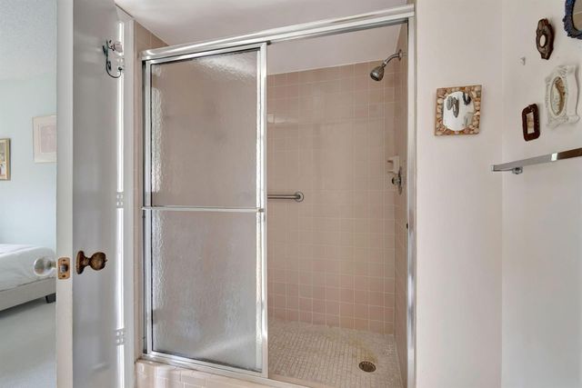 14575 Bonaire Boulevard 402, Delray Beach, FL 33446