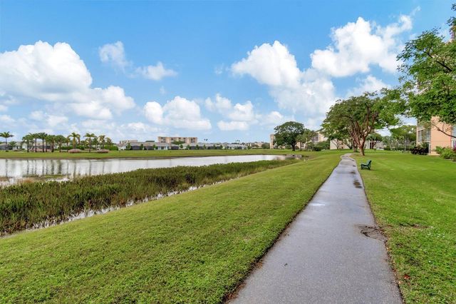 14575 Bonaire Boulevard 402, Delray Beach, FL 33446