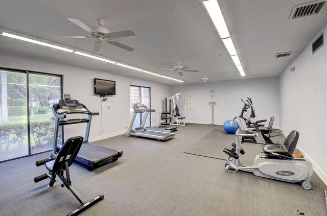 14575 Bonaire Boulevard 402, Delray Beach, FL 33446