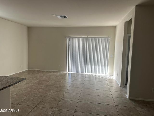 1033 W AVALON CANYON Drive, Casa Grande, AZ 85122