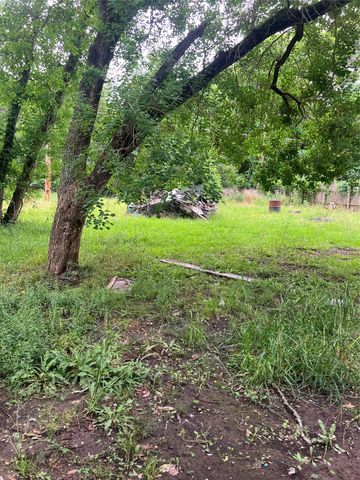 7019 Golden Meadows Road, Greenwood, LA 71033
