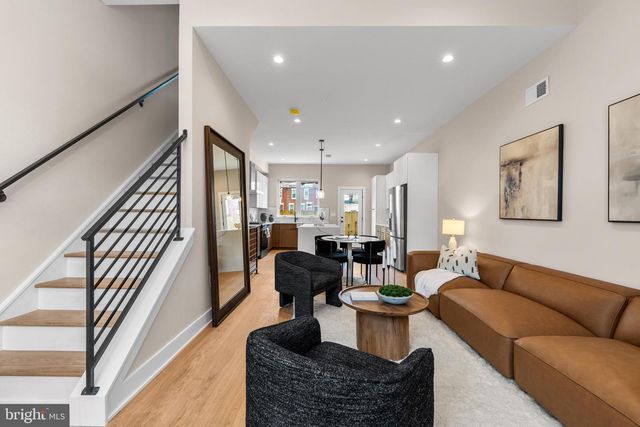 909 EMILY ST, Philadelphia, PA 19148