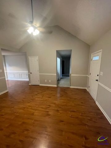 100 Billington Court, Bonaire, GA 31005