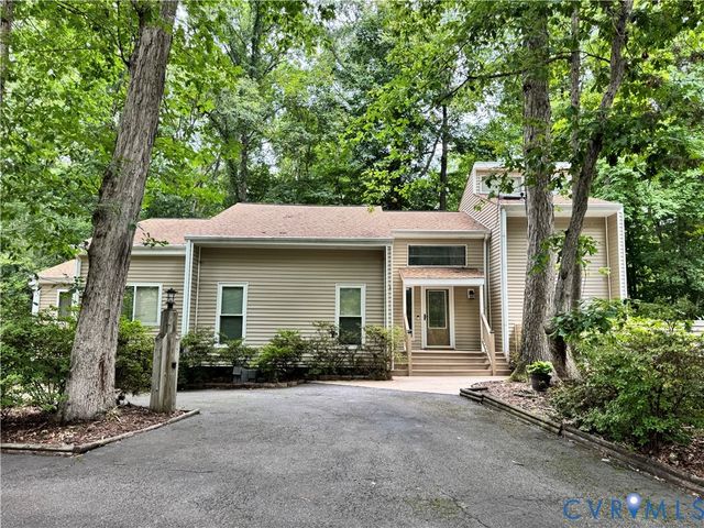 3901 McTyres Cove Ct, Midlothian, VA 23112
