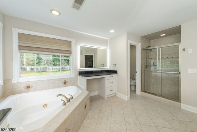 6 Perin Pl, Roxbury Twp., NJ 07876