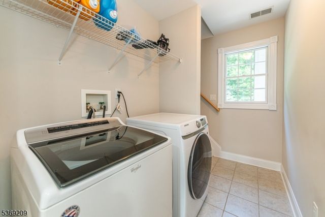 6 Perin Pl, Roxbury Twp., NJ 07876