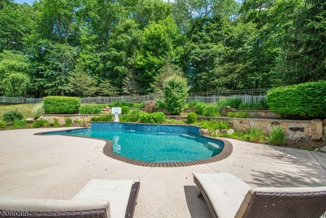 6 Perin Pl, Roxbury Twp., NJ 07876