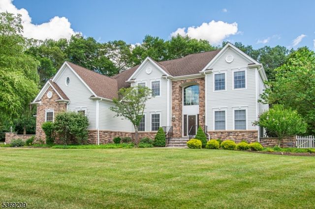 6 Perin Pl, Roxbury Twp., NJ 07876