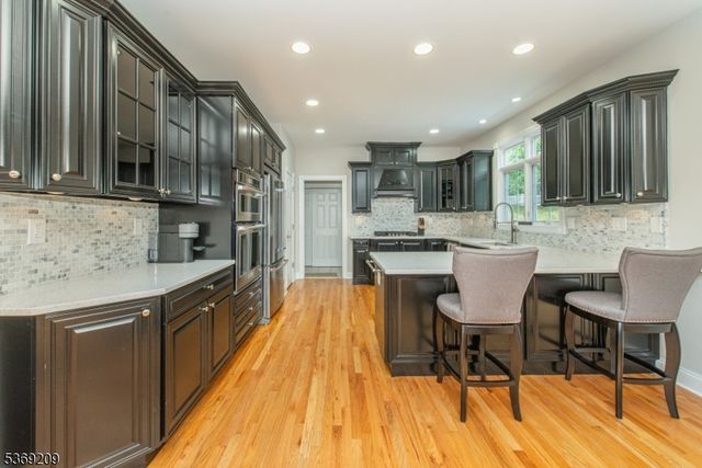 6 Perin Pl, Roxbury Twp., NJ 07876