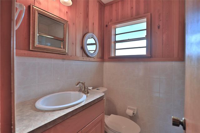 2155 SE COUNTY HIGHWAY 484, Belleview, FL 34420