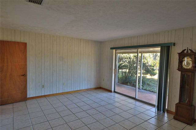 2155 SE COUNTY HIGHWAY 484, Belleview, FL 34420