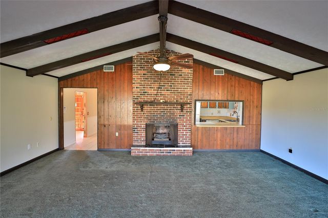 2155 SE COUNTY HIGHWAY 484, Belleview, FL 34420