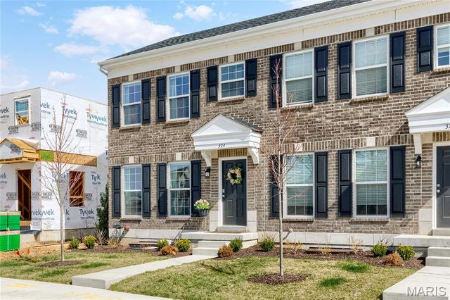 324 Fall Harvest Parkway, O'fallon, MO 63385