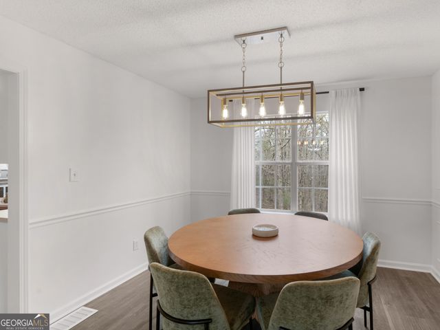 527 Gallantry Trail, Mcdonough, GA 30252