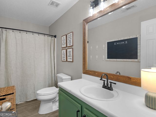 527 Gallantry Trail, Mcdonough, GA 30252