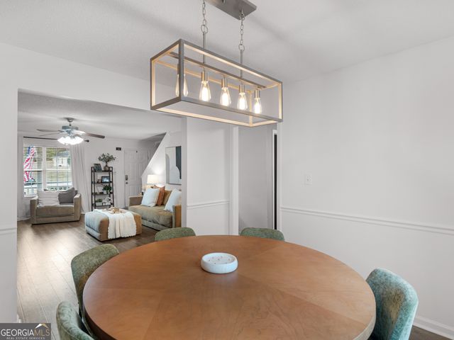 527 Gallantry Trail, Mcdonough, GA 30252