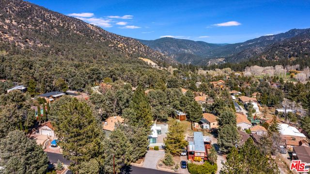 2800 Yukon Way, Pine Mountain Club, CA 93222