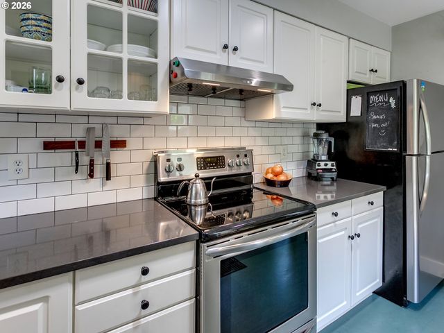 4219 Ne 78TH Ave, Portland, OR 97218