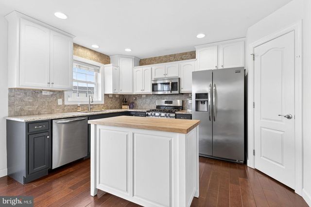 5253 SUMMERFIELD DR, Mount Joy, PA 17552