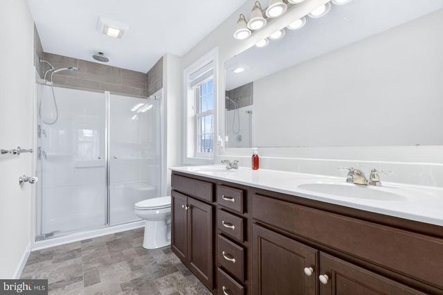 5253 SUMMERFIELD DR, Mount Joy, PA 17552