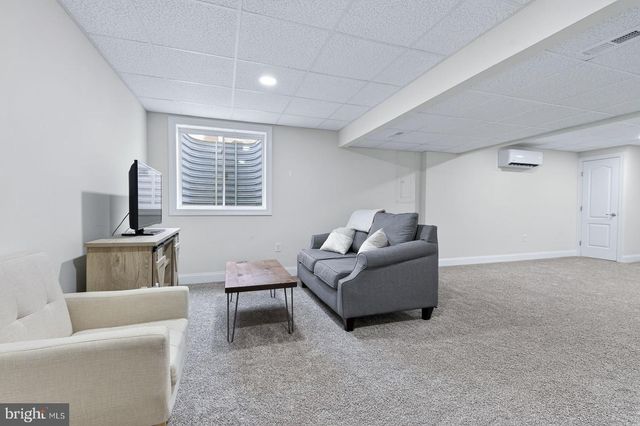 5253 SUMMERFIELD DR, Mount Joy, PA 17552