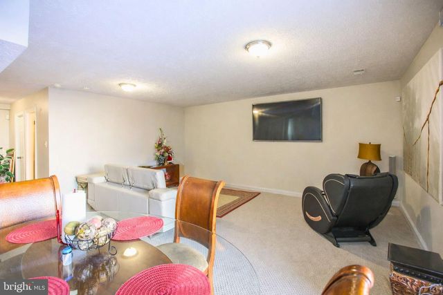 8752 RITCHBORO RD, District Heights, MD 20747