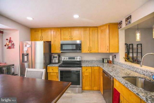 8752 RITCHBORO RD, District Heights, MD 20747