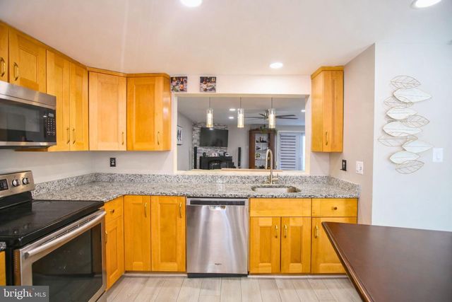 8752 RITCHBORO RD, District Heights, MD 20747