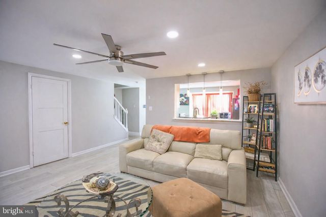 8752 RITCHBORO RD, District Heights, MD 20747