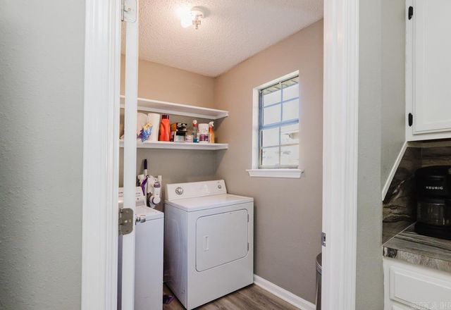 109 Honeysuckle Hills Drive, Redfield, AR 72132