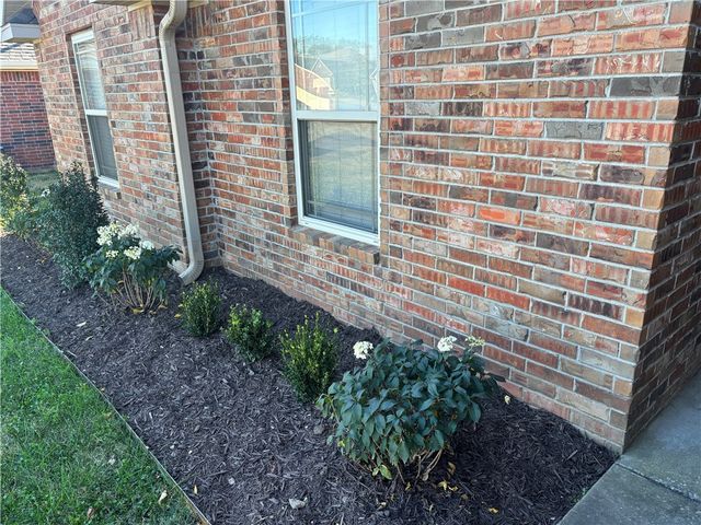 7351 Haydens Way, Springdale, AR 72762