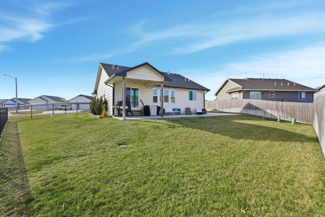 1702 N Kentucky Ln, Wichita, KS 67235