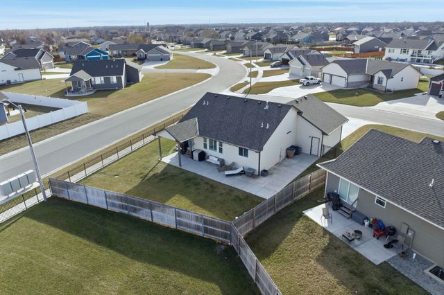 1702 N Kentucky Ln, Wichita, KS 67235