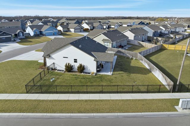 1702 N Kentucky Ln, Wichita, KS 67235