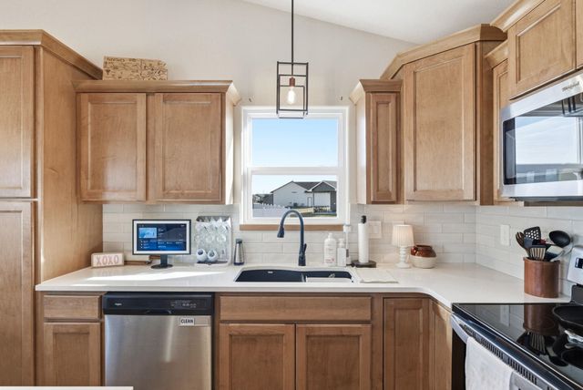 1702 N Kentucky Ln, Wichita, KS 67235