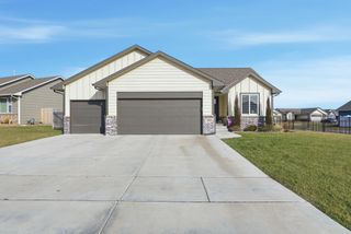 1702 N Kentucky Ln, Wichita, KS 67235