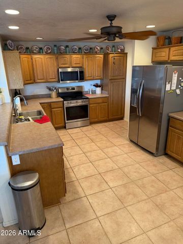2740 S Yellow Wood Circle, Mesa, AZ 85209