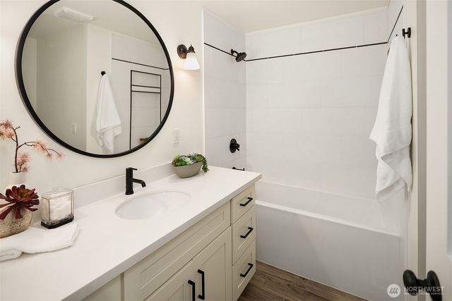5619 125th Avenue SE, Bellevue, WA 98006